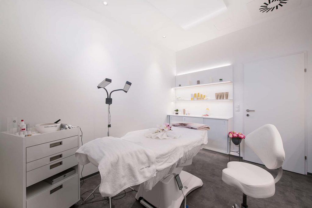 Cosmetics 62 | Projekte SISSIBAY architects, Innsbruck Cosmetics 62 | Projekte SISSIBAY architects, Innsbruck