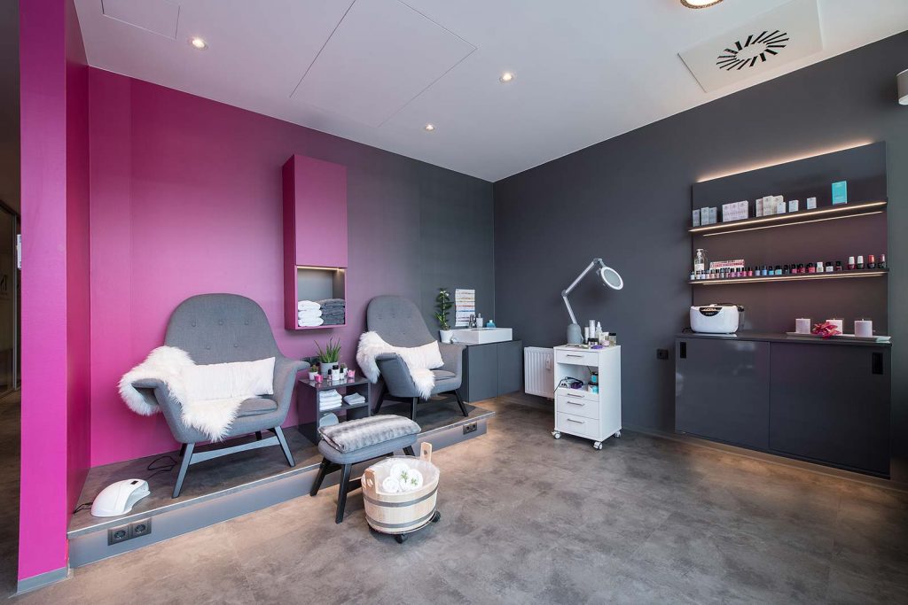 Cosmetics 62 | Projekte SISSIBAY architects, Innsbruck Cosmetics 62 | Projekte SISSIBAY architects, Innsbruck