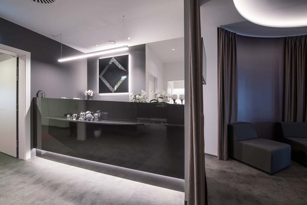 Cosmetics 62 | Projekte SISSIBAY architects, Innsbruck Cosmetics 62 | Projekte SISSIBAY architects, Innsbruck